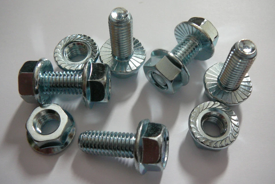 m8 x 20 serrated flanged hex head bolts with flang nuts zink plated (pack of 5)