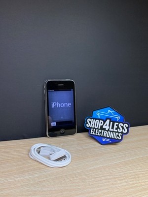 Apple iPhone 3GS - 16GB - White - (Model A1303) - Vintage Collectible