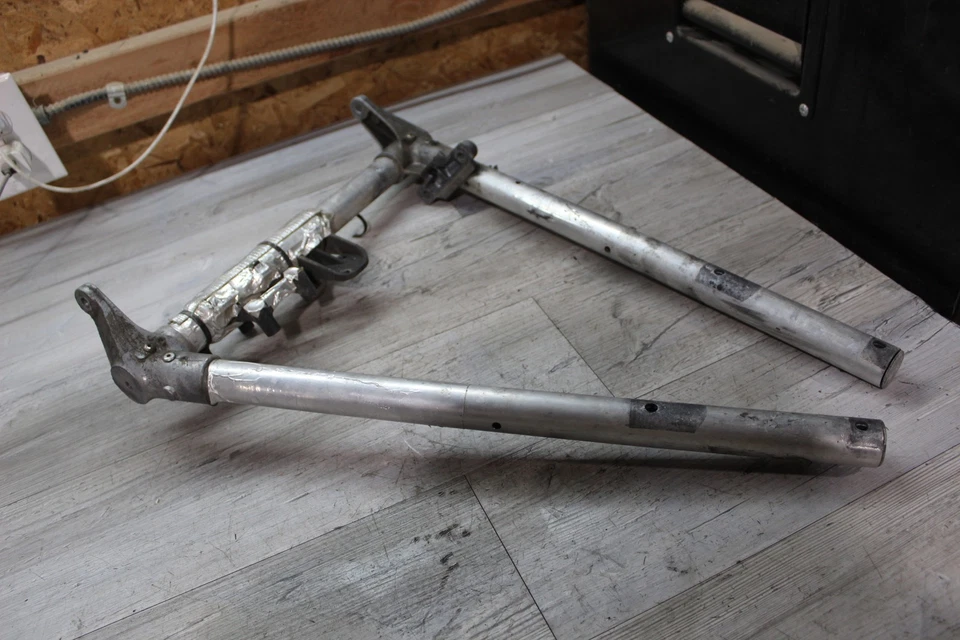 Polaris Rmk 800 2014 mamparo delantero chasis marco soporte tubular 1019556 Foto 4 de 4