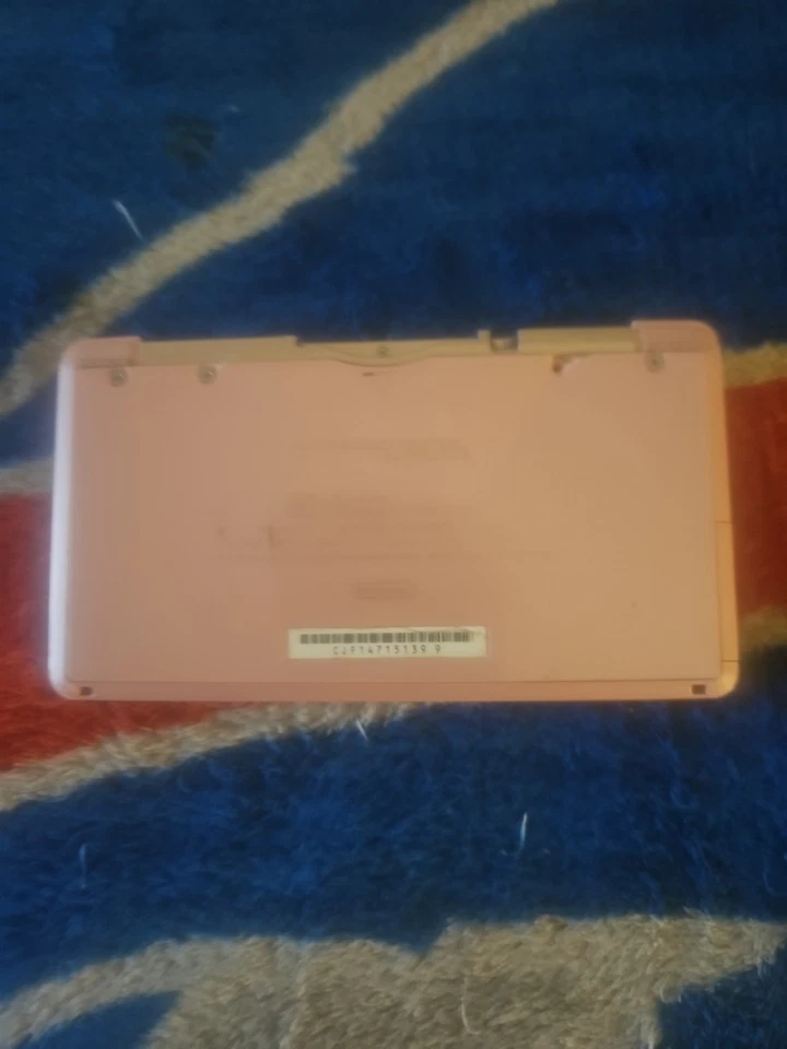 Nintendo 3DS - Princess Peach Pink - JPN Region - Untested (Needs Battery) - Image 3 of 4