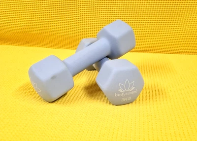 MARKENLOS Neopren Hantel 2er Set je 3 kg-- Retourenware --