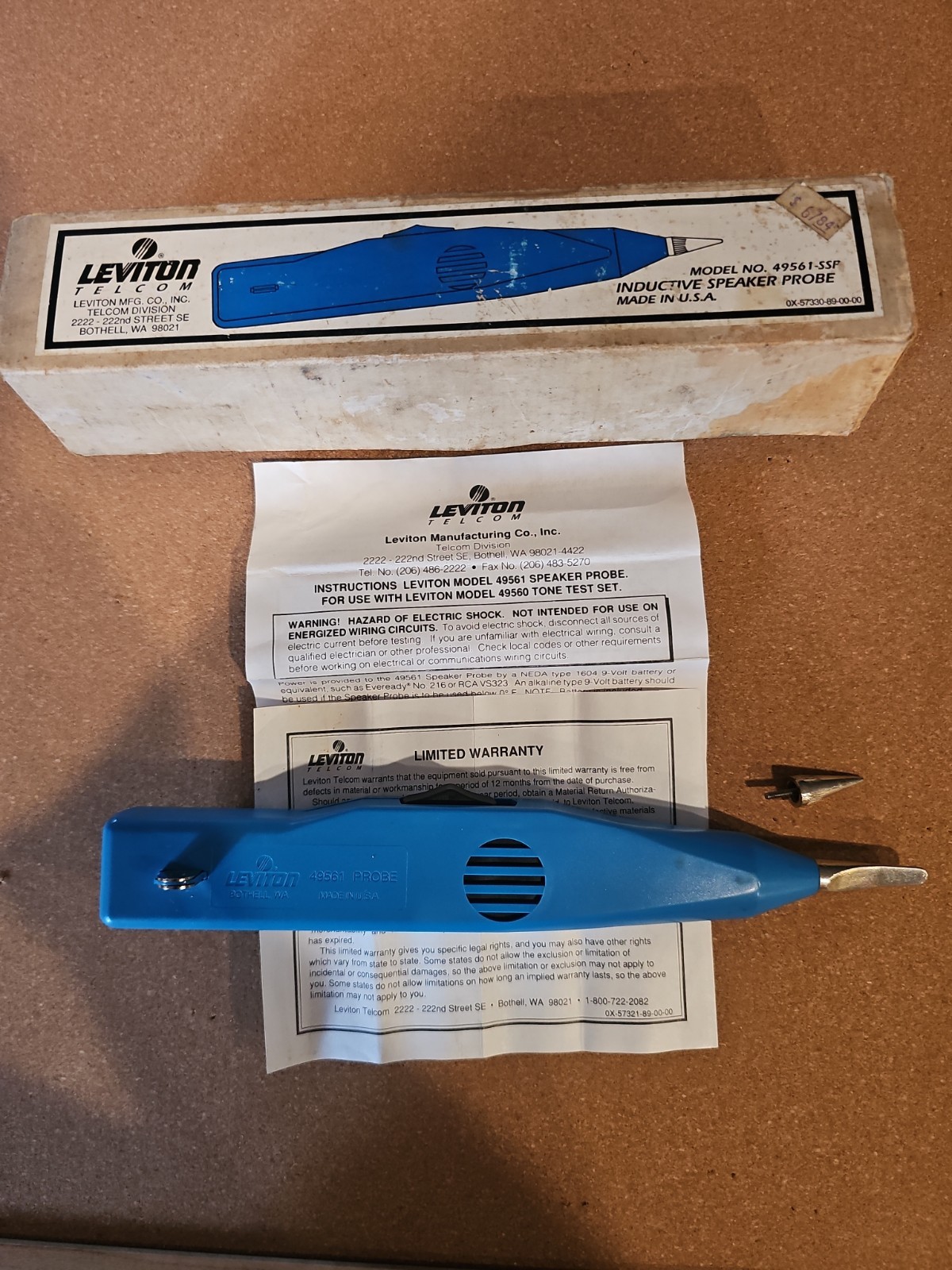 Leviton 49561 Inductive Speaker Probe w/ Holster