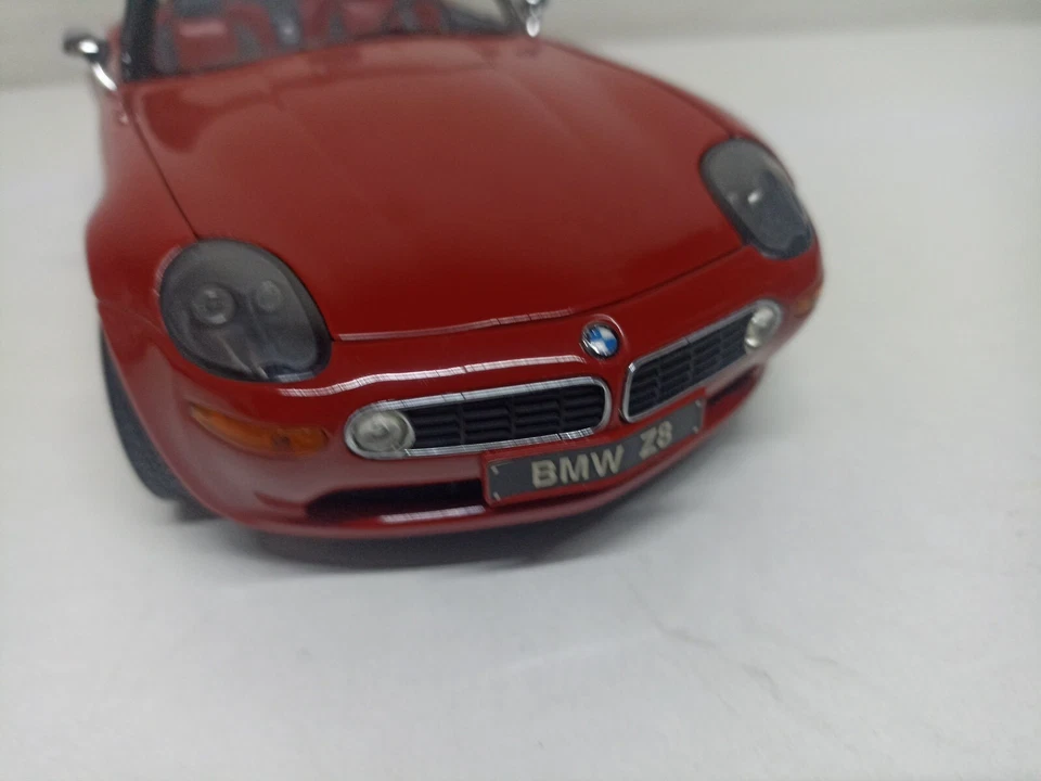 BMW Z8 E52 Cabriolet Convertibile Rosso Kyosho Diecast Scala 1/18-Y1-H13 - Immagine 4 di 4