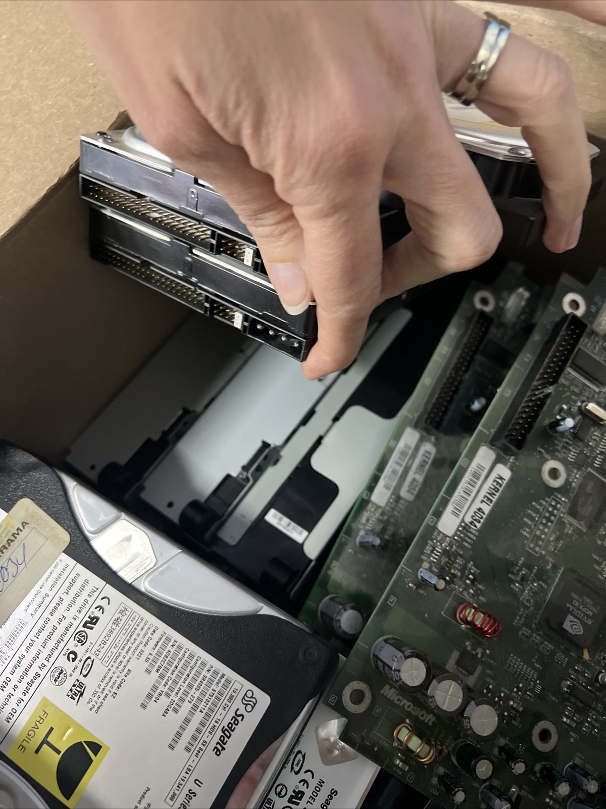 Lot of Original XBOX Parts (Mainboards, HDD, Disc Drives) FOR PARTS OR