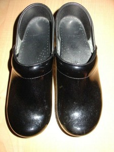 dansko professional black patent