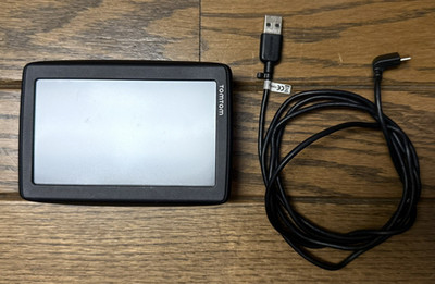 GPS Navigation Device TomTom Model 4EN52 Z1230 Tested & Working