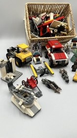 LEGO Bulk Lot Mixed Bricks Star Wars Tauntaun SpongeBob 3816 City Creator Marvel