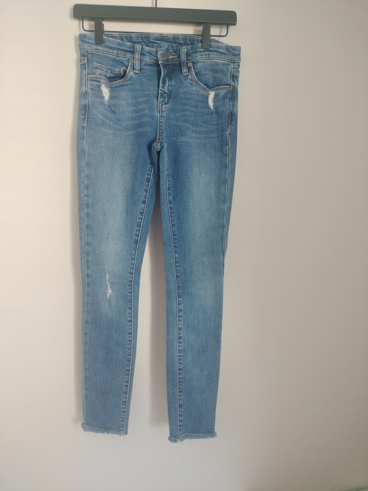 Women's Blank NYC Jeans Skinny Classique Distressed Stretch Denim Blue Size 26