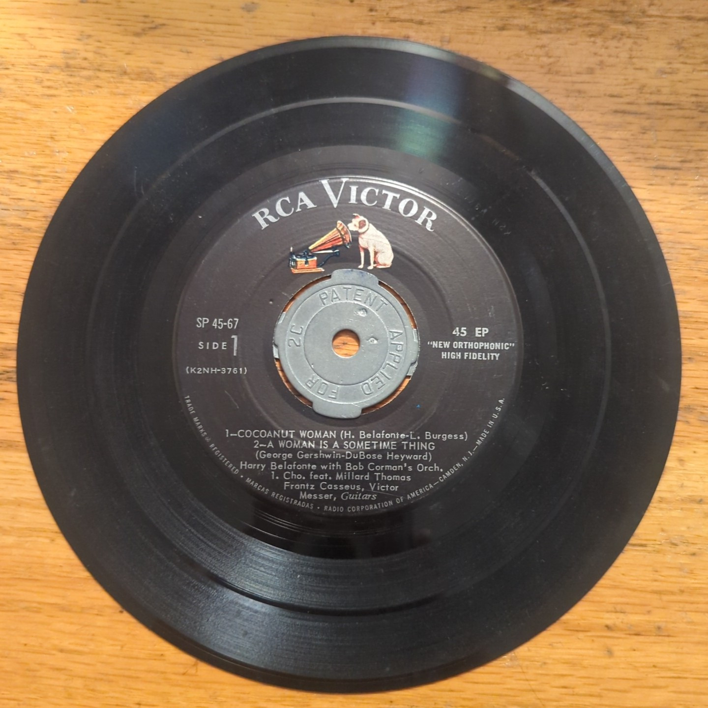 HARRY BELAFONTE-PREVIEW ALBUM-RCA VICTOR SP 45 67-45 RPM EXTENDED PLAY W/Adapter