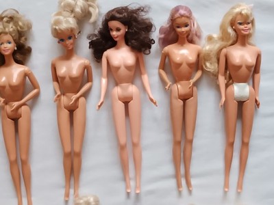 Vintage Lot of 18 Mattel Superstar TNT Era Barbie & Ken Dolls
