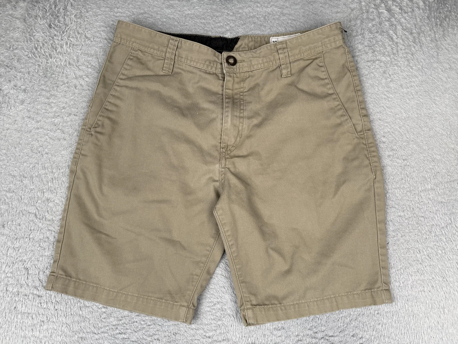 Volcom Shorts Mens 32 Beige Cotton Chino Flat Front 9 Inseam Casual Stretch