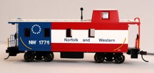 Bachmann HO 14006 - Slanted Offset Cupola Caboose "Norfolk  Western" 1776