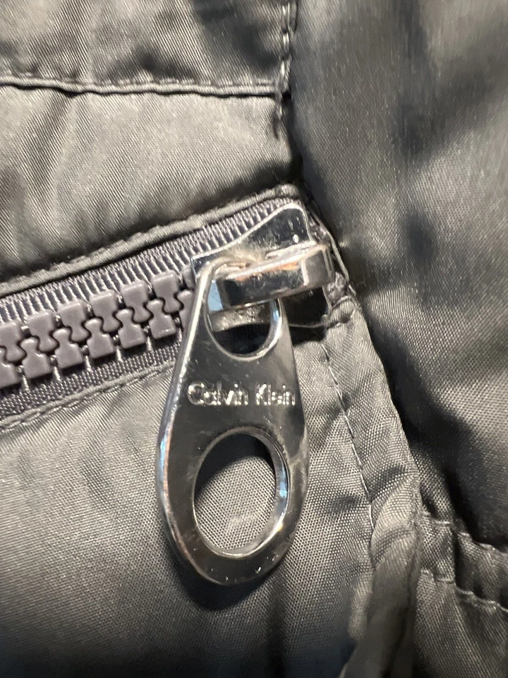 Chaleco Calvin Klein Mujer Gris Moda Diseñador Cálido Acolchado ENVÍO RÁPIDO Foto 4 de 4