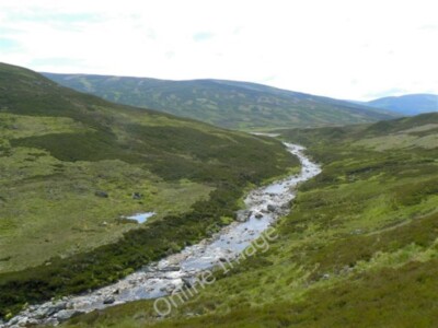 Photo 6x4 Sinuous bends Cnapan nan Laogh The Tarf Water winding its way g c2009