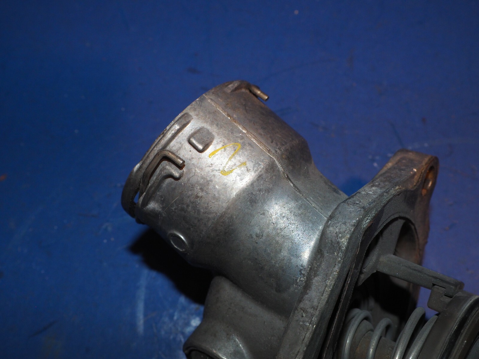 2011-2014 McLaren MP4-12C Engine Thermostat Housing UNTESTED 3.8L V8 TT OEM