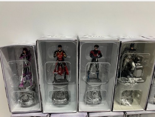 Eaglemoss DC Batman Chess Set Board Magazines Collection Complete USED - Picture 10 of 24