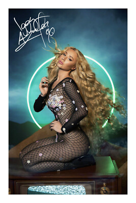 Iggy Azalea signiert A4 Fotodruck Autogramm Musik