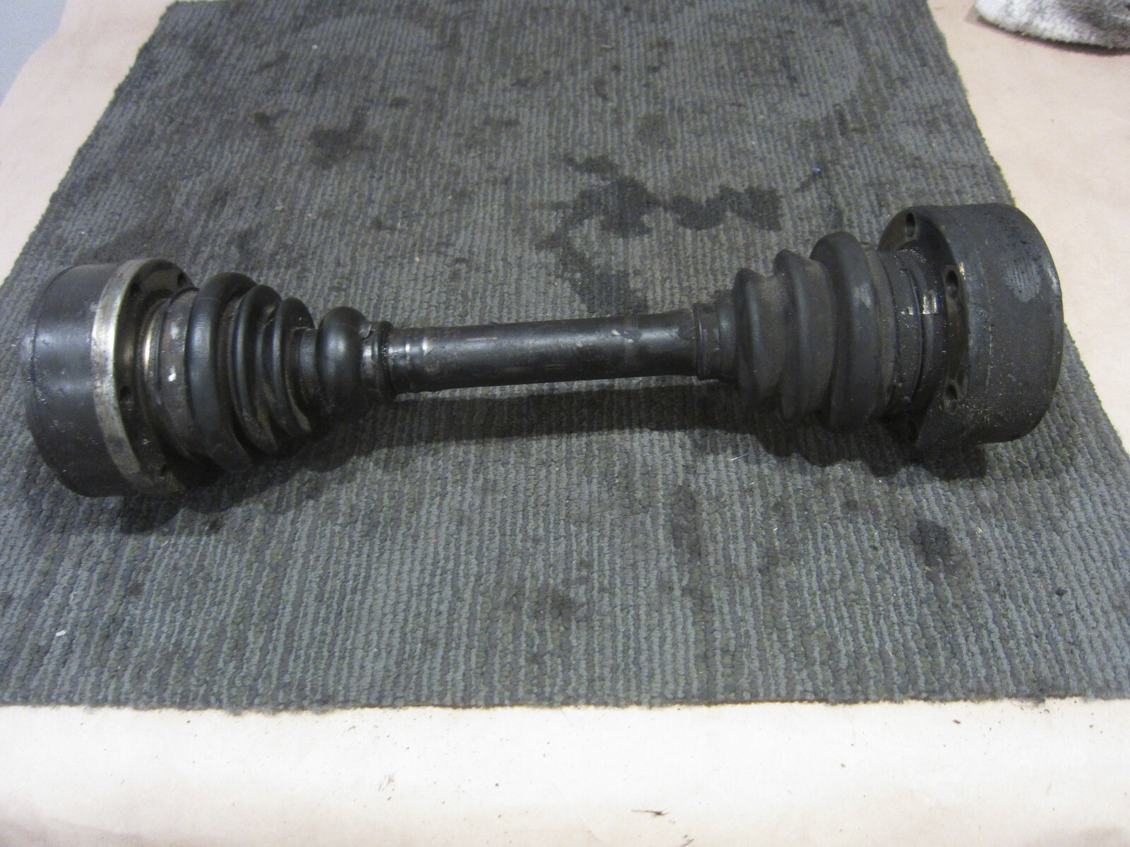 Ferrari 308,328,365.400,512 - Axle Shaft (USED) - P/N 103885