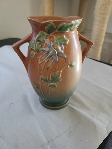 Roseville 17-7 Pink/Green Columbine Flower Double Handled Pottery Vase Vintage