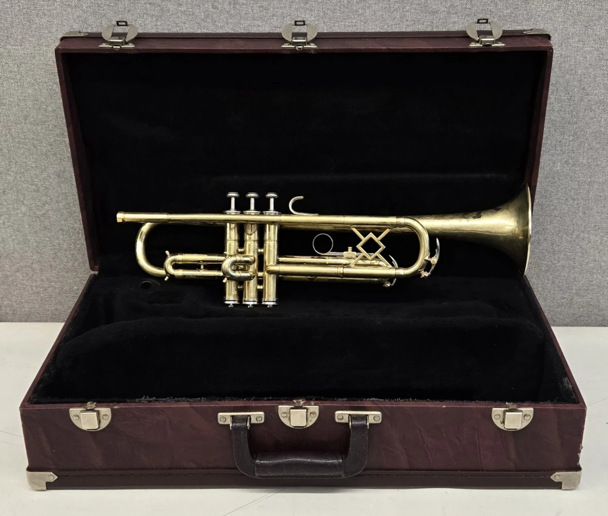 king trumpet case products for sale | eBay