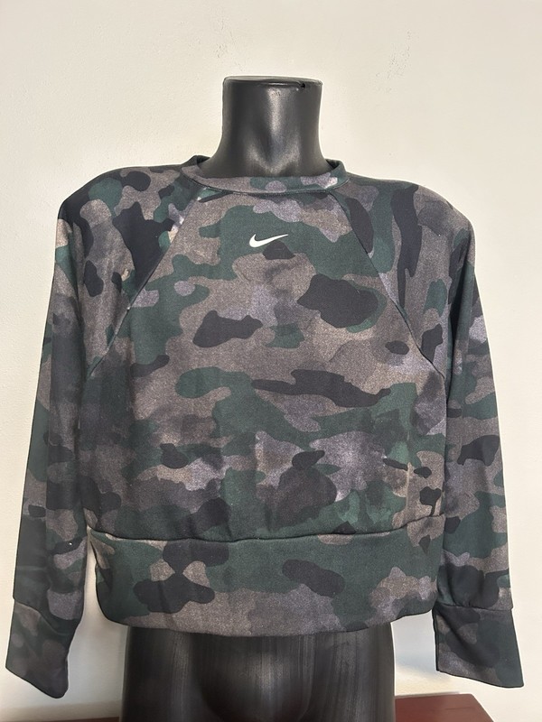 Nike Camo Crop Sweater Women's Medium Center Check Dri Fit Green Camo Athleisure