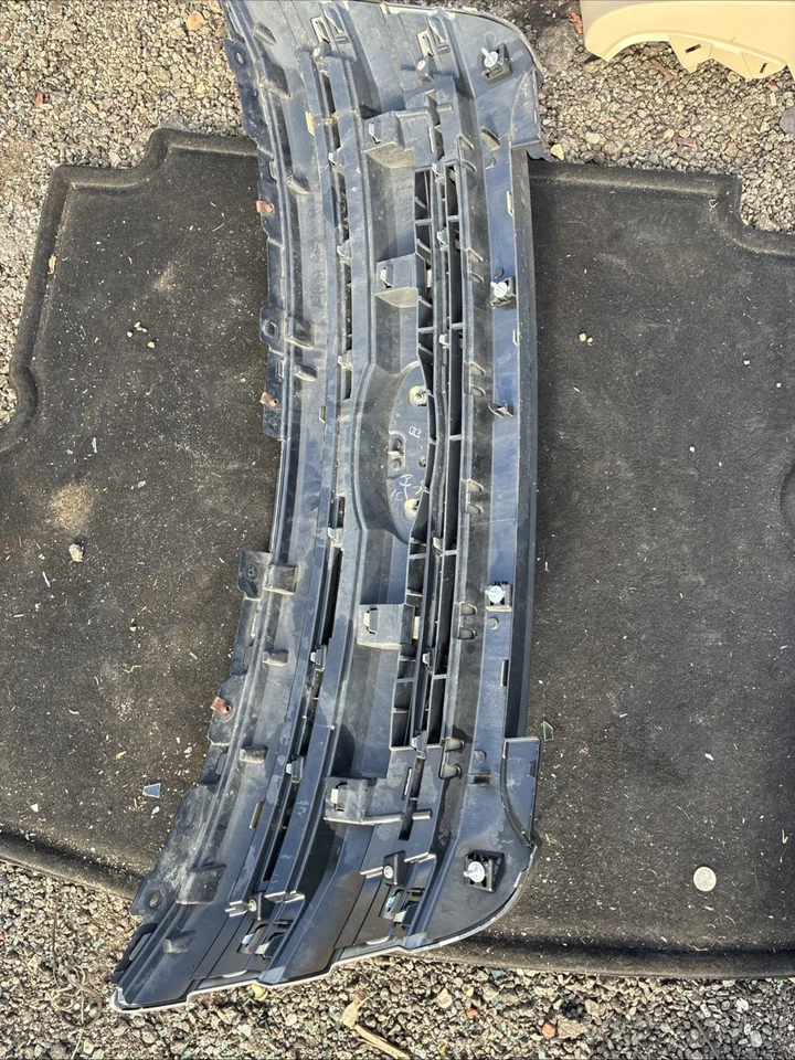 Grelha do radiador dianteiro Gary somente para 2011-2015 Ford Explorer SPORT - Imagem 3 de 4