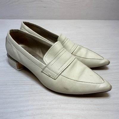 Attilio Giusti Leombruni Pointed Toe Loafers Women's Size 6 White Leather Heel
