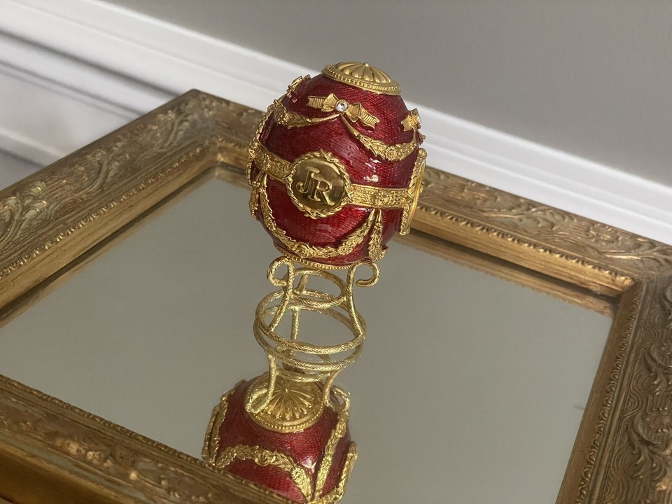 Joan Rivers Imperial Treasures Faberge Collectable Vintage Egg Red/Gold