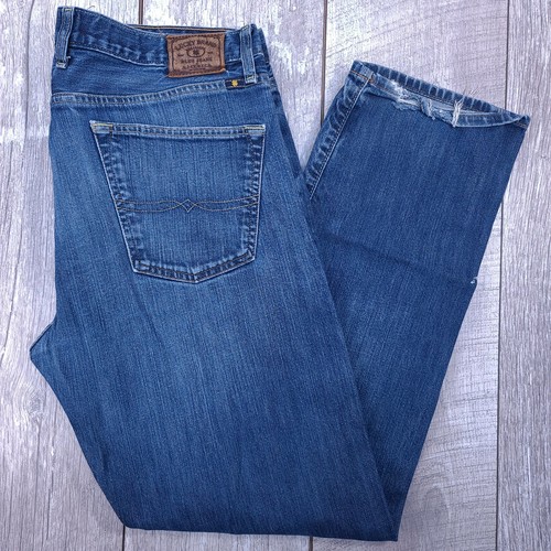 Lucky Brand 121 Heritage Slim Straight 