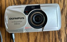 Olympus Stylus Epic Zoom 80 35mm point and shoot Film Camera for parts or repair