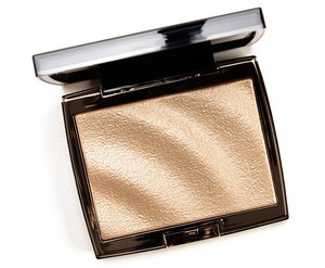 Anastasia-Beverly-Hills-Amrezy-Highlighter