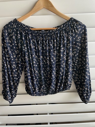 Brandy Melville Maura Navy White Floral Off Shoulder Cottagecore Boho Small / OS - 第 1/13 張圖片