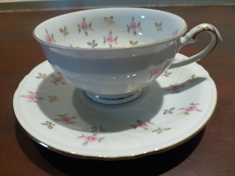 Vintage Formal Vintage Teacup and Saucer Set, Winterling Bavaria [Y8-W6-A9]