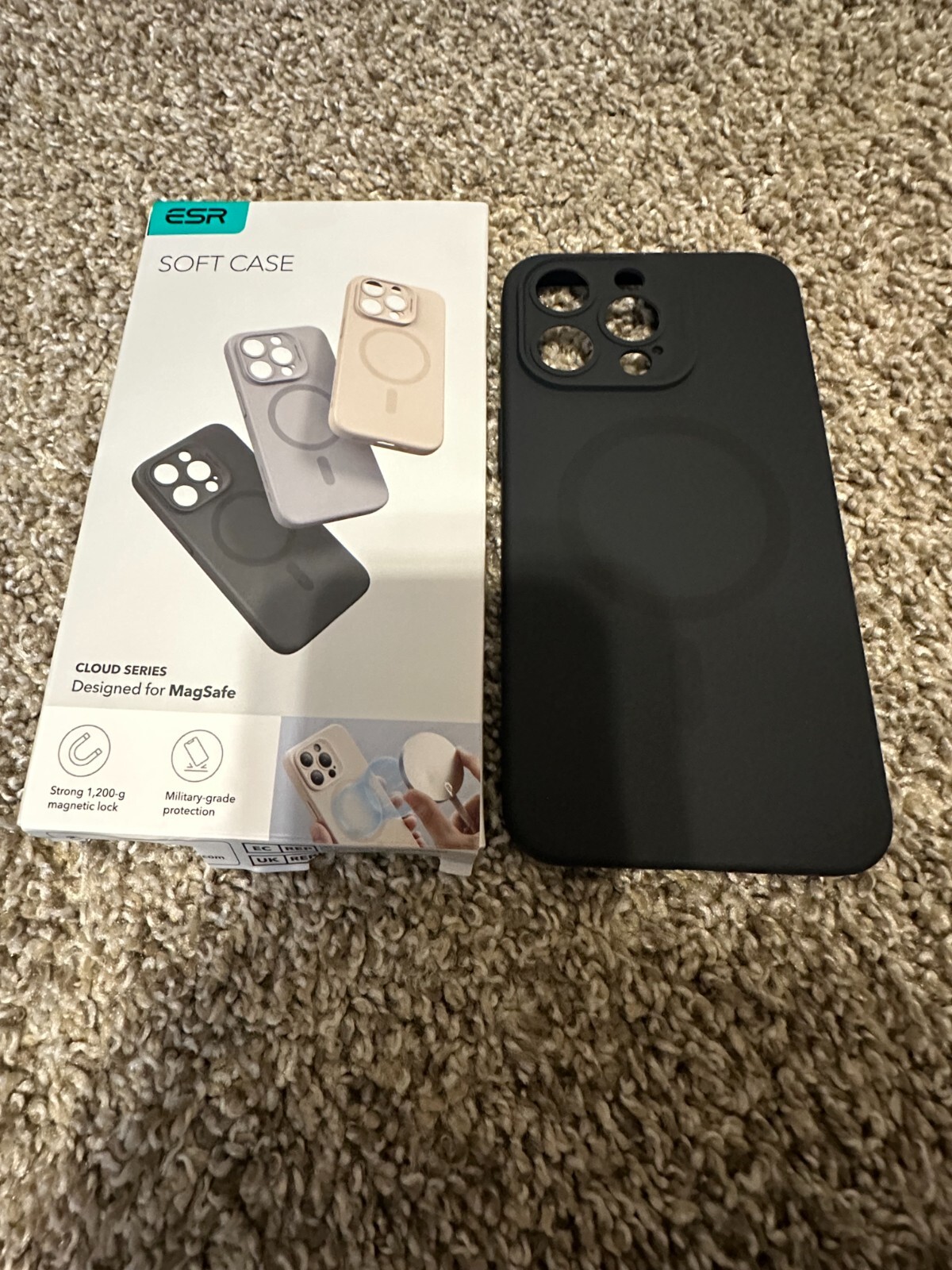 iPhone 15 Pro Max Soft Case Silky and Soft Touch Series Black HaloLock Magsafe