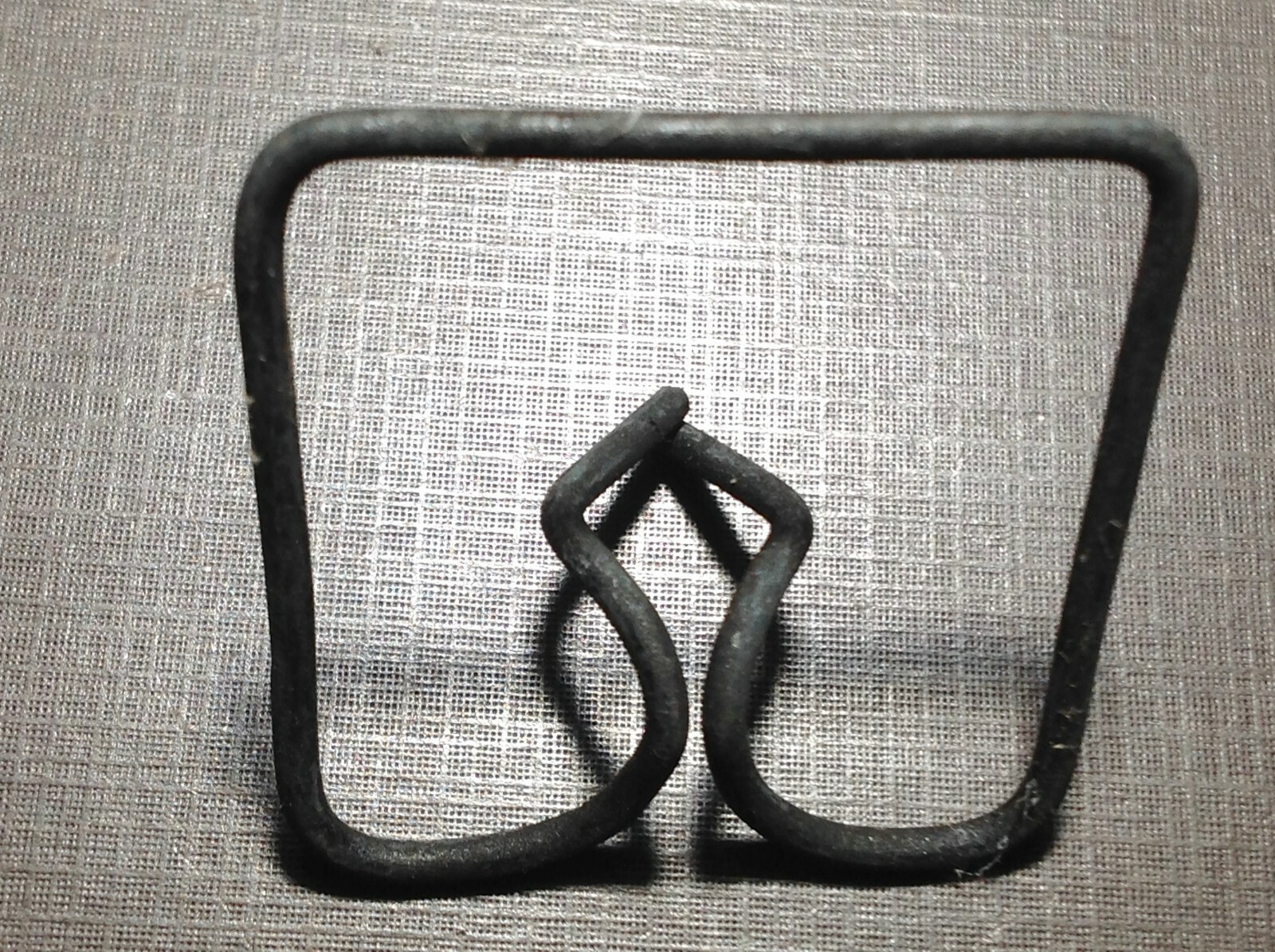 Ford Radiator Clip 1 pcs 1949 1950 1951 Ford radiator lower grille moulding clip NORS 49 ...