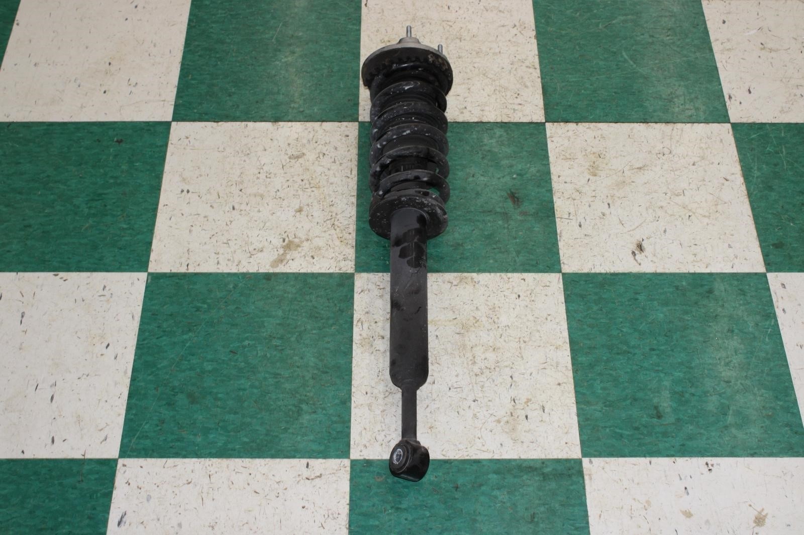 Maserati Ghibli 2014-2024 Front Right Damper