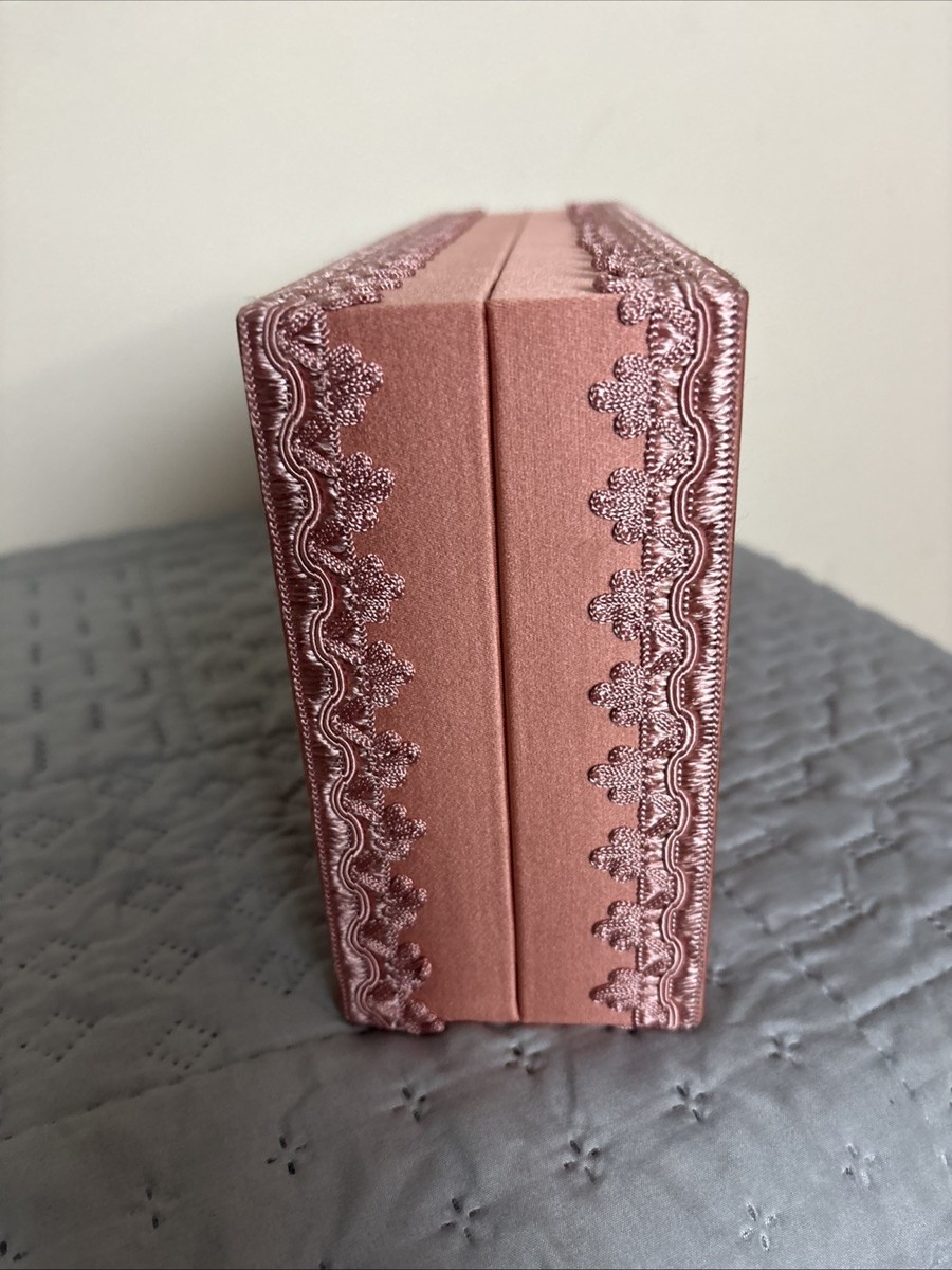 GUCCI ギフトボックス ピンク GUCCI Marmont Reveal | Special Birthday Haul | Our Dubai Life