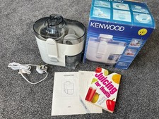 New Kenwood Juice Extractor JE500 Fruit Veg Juicer & Juicing For Health Book