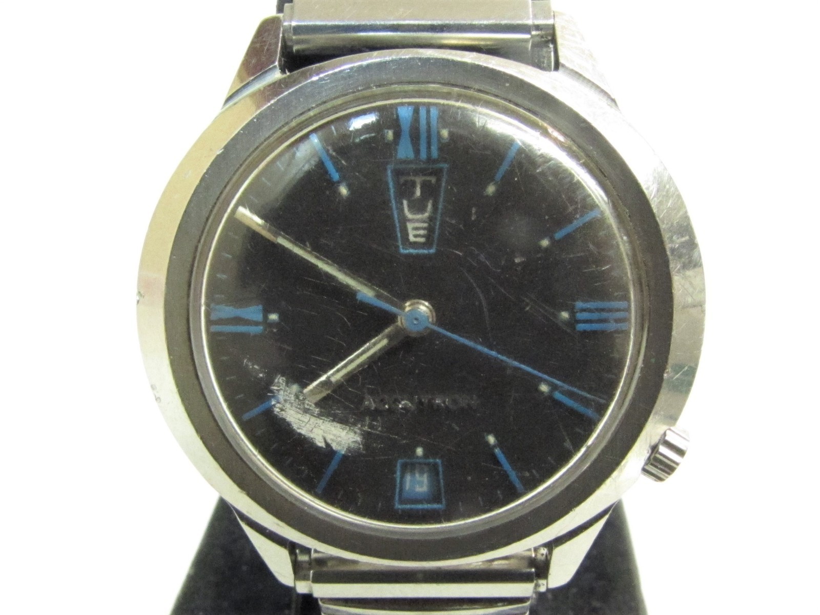 BULOVA Blue/Black 4U2FIX Watch Vintage 218 Dial Day/Date Men's ACCUTRON 1972 N2 - vintagewatches.pk