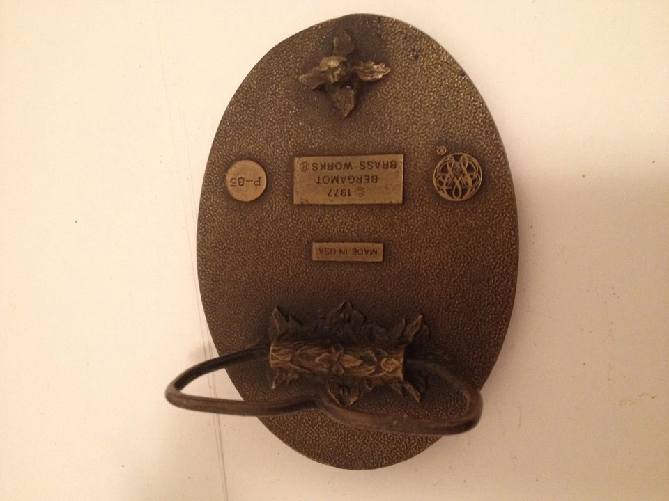 Hebilla de cinturón de fútbol de latón macizo de Bergamont Brass Works P-85 Foto 2 de 2