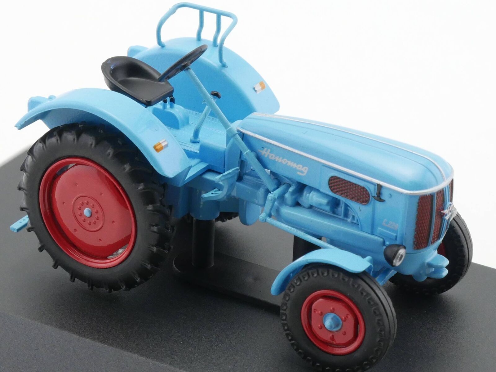 Hanomag Traktor mit Kindersitz, Manfred