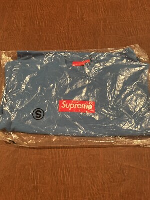 Supreme Box Logo BLUE Crewneck SMALL FW22 Same Day Ship | eBay Supreme Box Logo BLUE Crewneck SMALL FW22 Same Day Ship | eBay