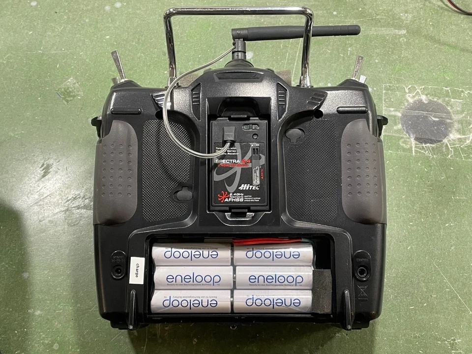 Hitec Aurora 9, viel Zubehör, Koffer und Originalverpackung! - Bild 4 von 4