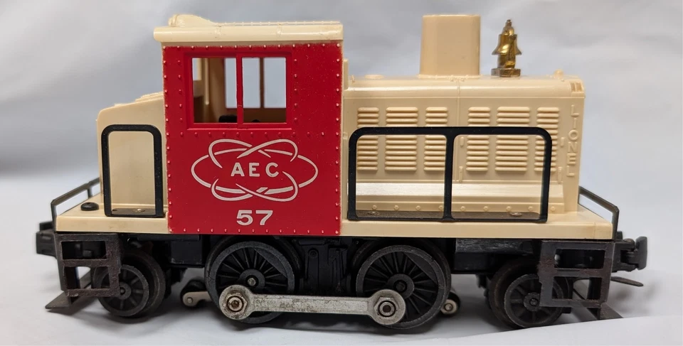 Lionel 57 AEC Yard Switcher - Image 2 of 4