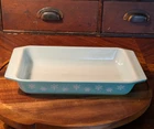 Vintage Pyrex Snowflake Turquoise Space Saver Dish 548-B  1-1/4 Qt NO LID