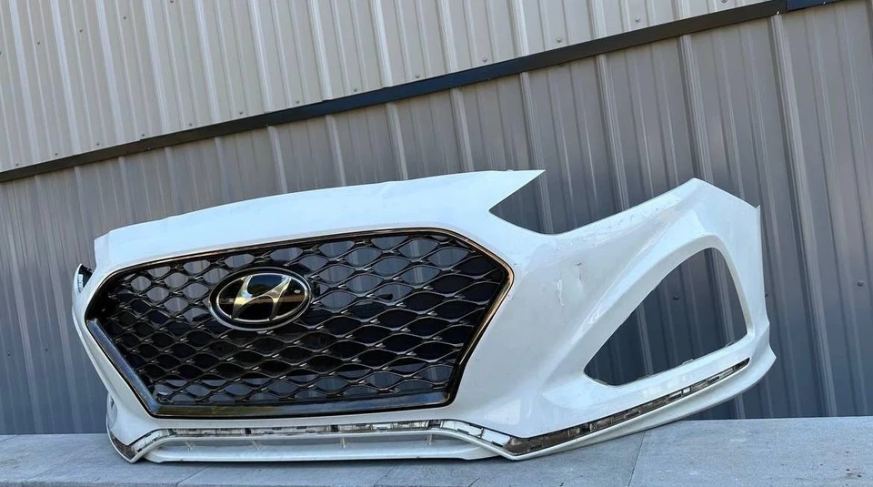 ❗️ NO SHIPPING ❗️HYUNDAI SONATA 2018 2019 FRONT BUMPER - Image 3 of 4