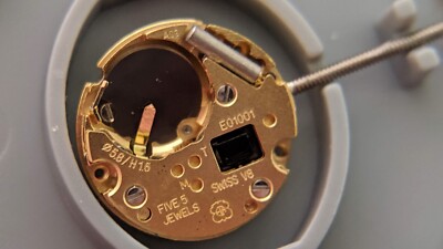 ETA Watch Quartz Movement E01.001 New Swiss Made with Hour wheel, 0.58/H1.6 yell