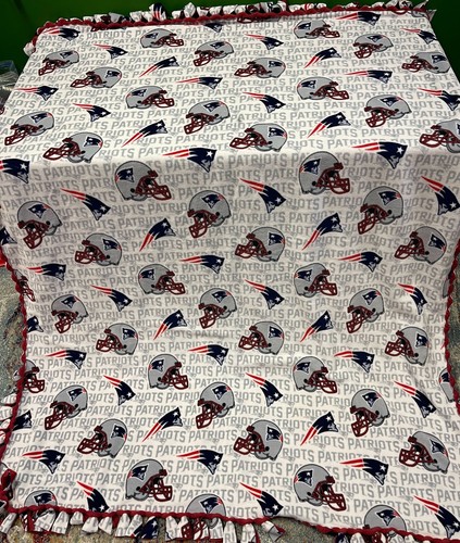 NFL New England Patriots Homemade 55"x72 Fleece Blanket - Picture 2 of 2