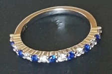 Klassisch schöner 925 Silber Halb Memory Ring m blauen u farblosen Zirkon Gr. 54