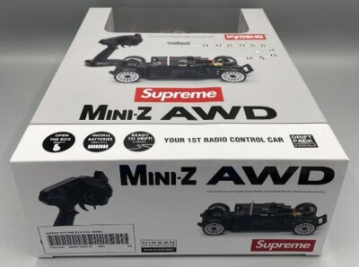 Supreme/Kyosho Mini-Z • Nissan Skyline R33 • RC Readyset Supreme/Kyosho Mini-Z • Nissan Skyline R33 • RC Readyset